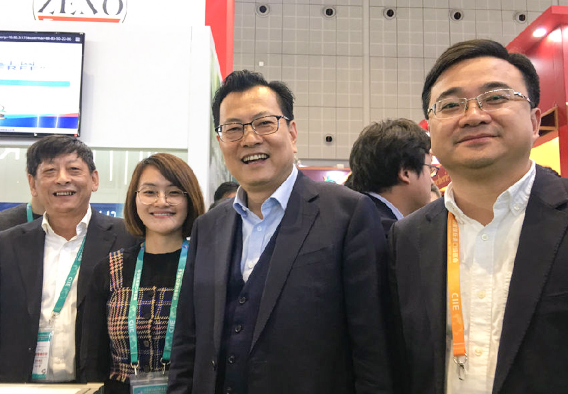 Mayor Dongyao Qiu accompanied the leaders of Fujian Province to investigate Ningshing Ubay Cross-border Selection Store